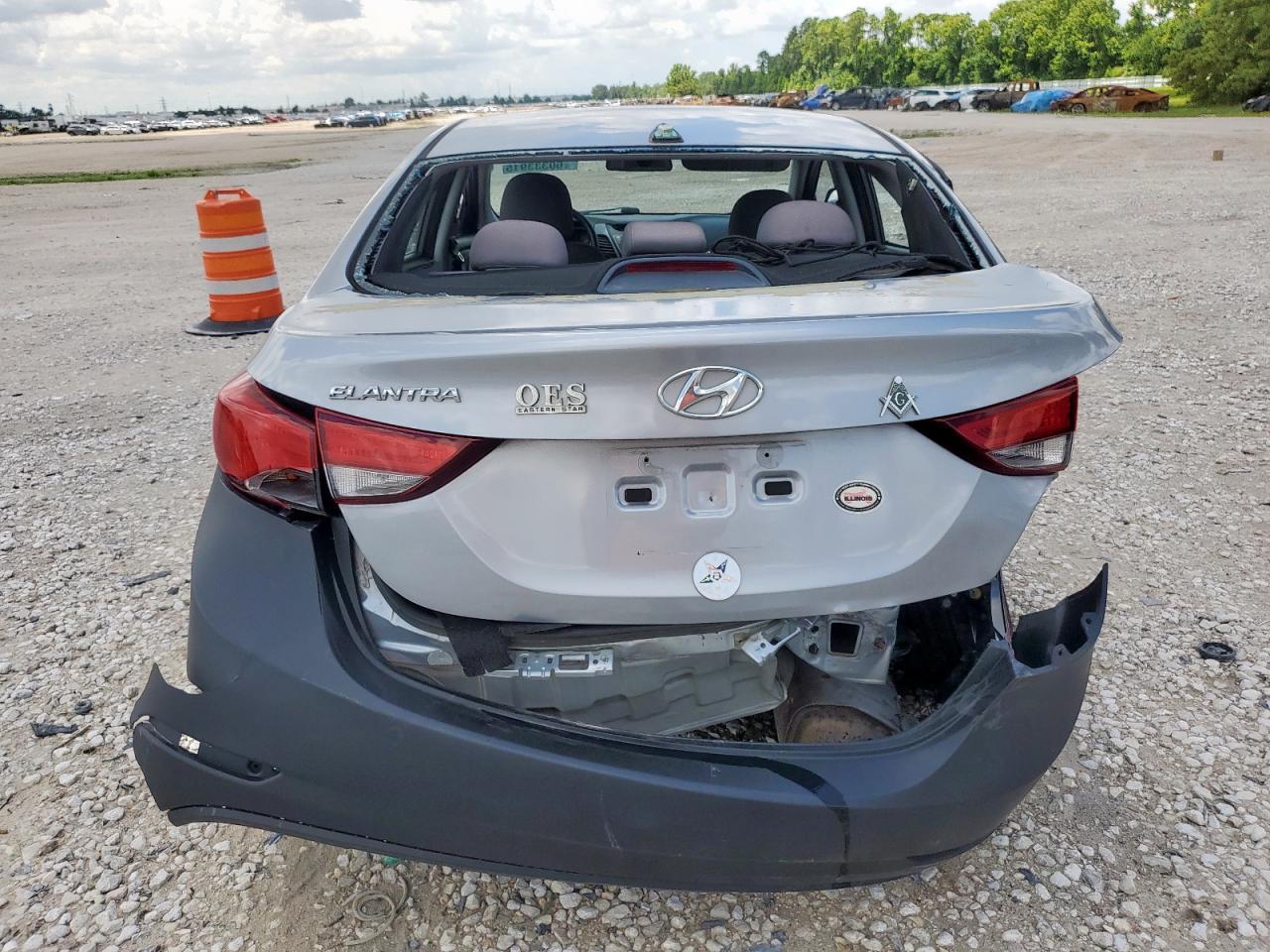 2016 Hyundai Elantra Se - Фото 6