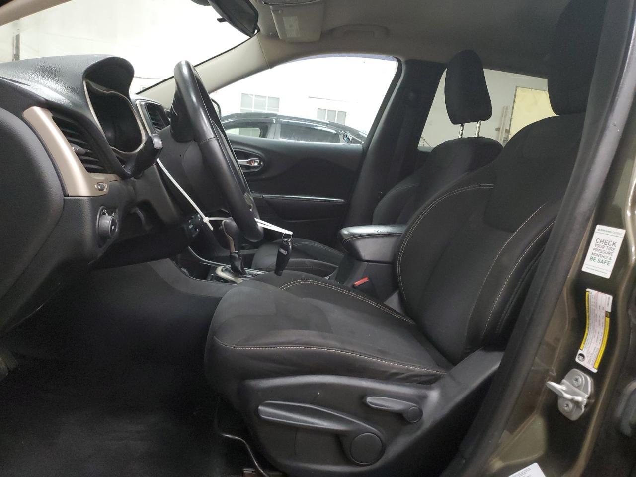 2015 Jeep Cherokee Latitude - Фото 7
