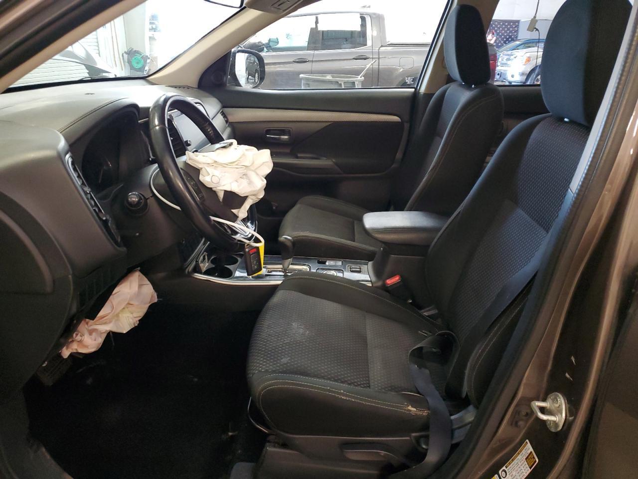 2017 Mitsubishi Outlander Se - Фото 7