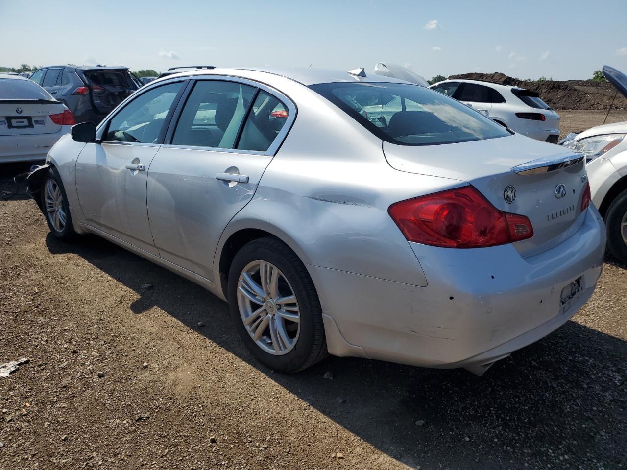 2011 Infiniti G37 - Image 2