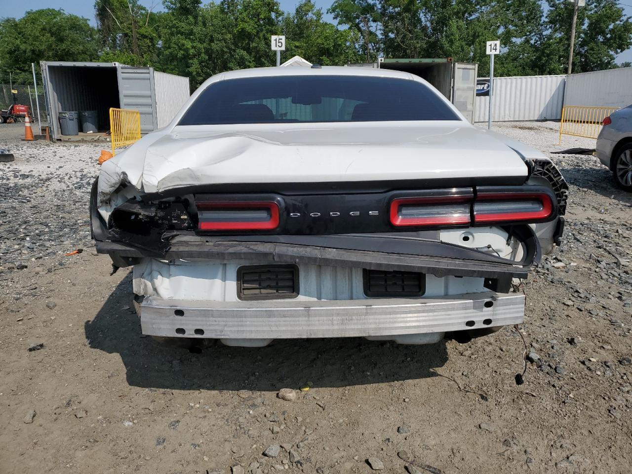 2016 Dodge Challenger Sxt - Image 6