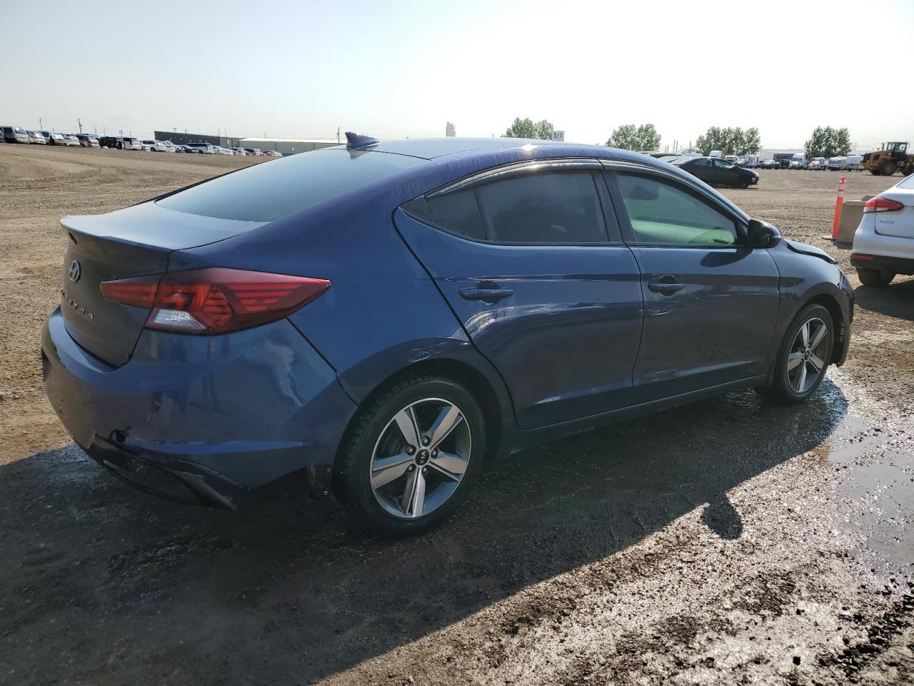2019 Hyundai Elantra Sel - Фото 3
