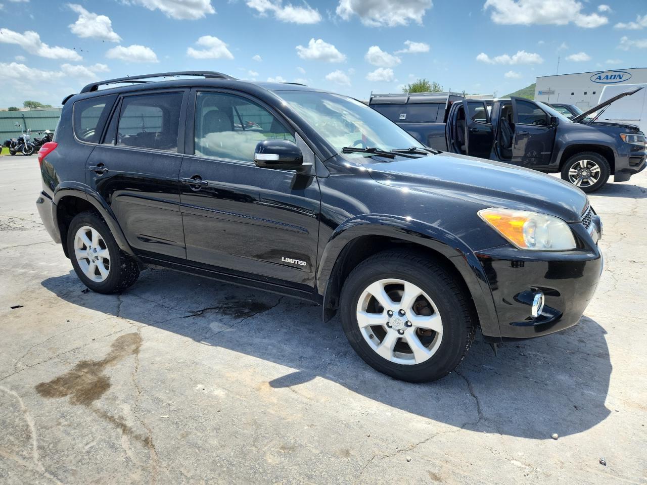 2011 Toyota Rav4 Limited - Image 4