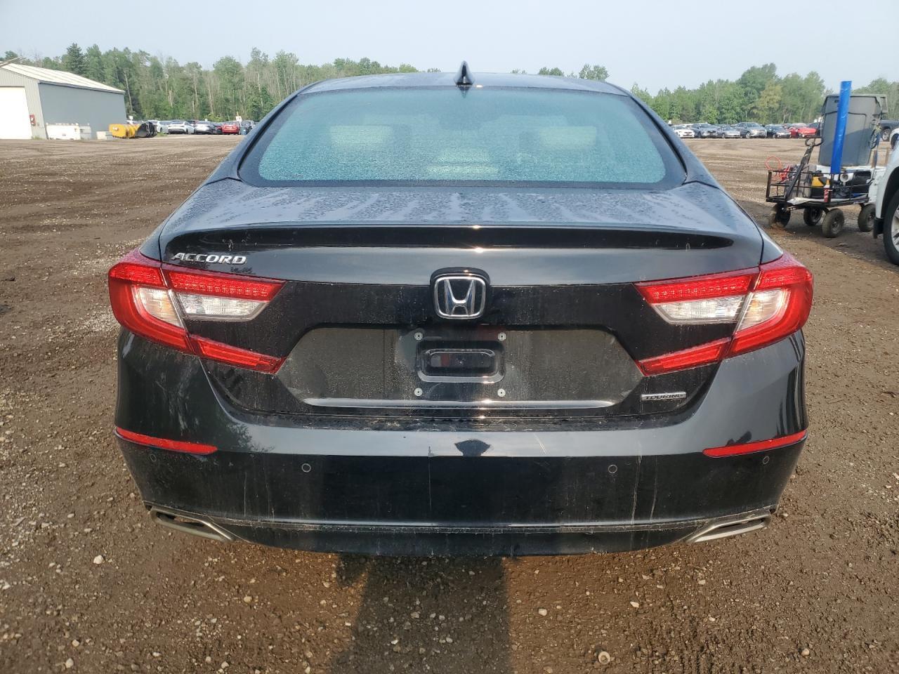 2018 Honda Accord Touring - Фото 6