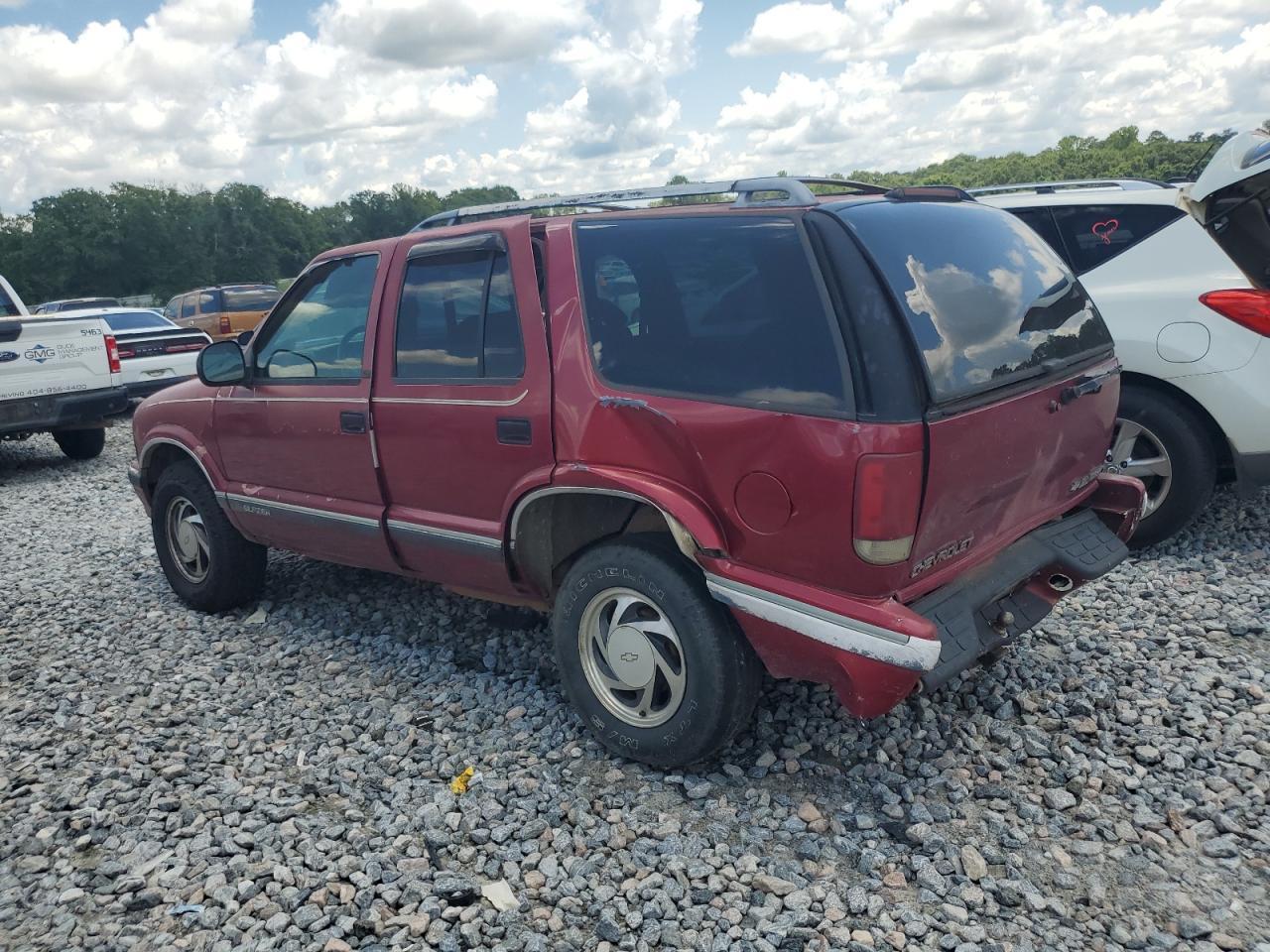 1995 Chevrolet Blazer - Image 2