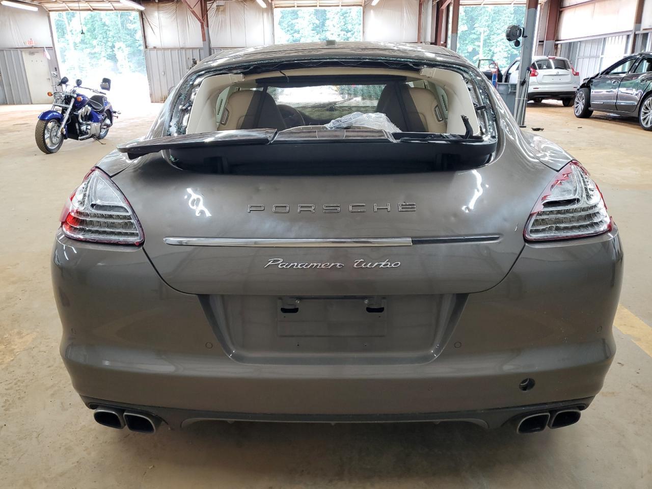 2010 Porsche Panamera Turbo - Image 6