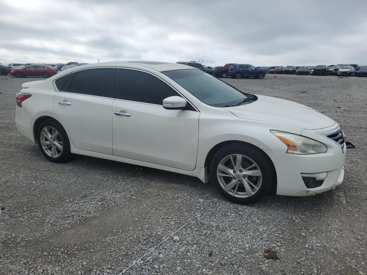 2014 Nissan Altima 2.5 - Image 4