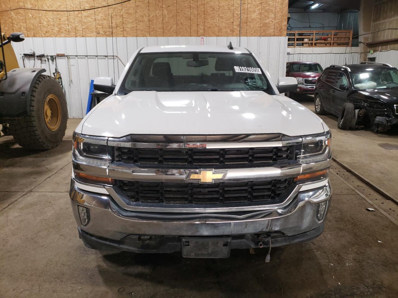 2017 Chevrolet Silverado K1500 Lt - Image 5