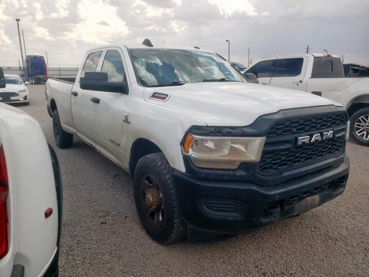 2020 Ram 3500 Tradesman - Фото 4
