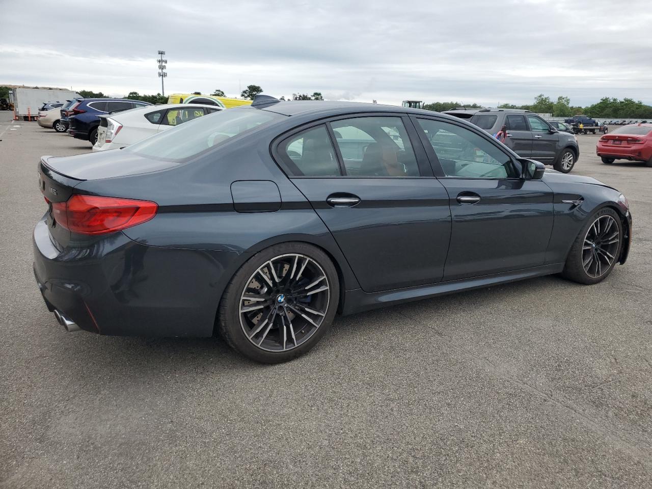 2018 BMW M5 - Image 3