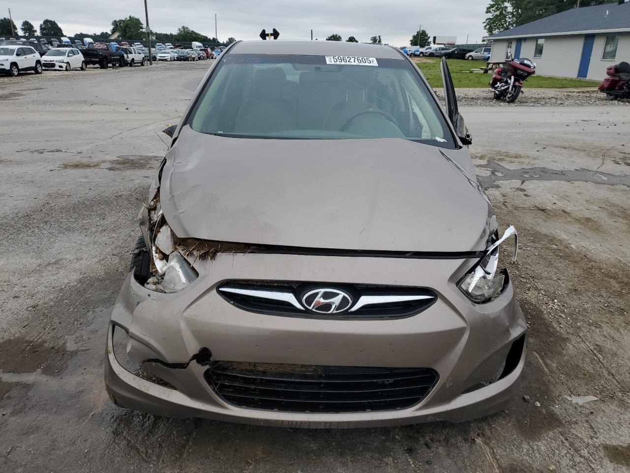 2013 Hyundai Accent Gls - Фото 5
