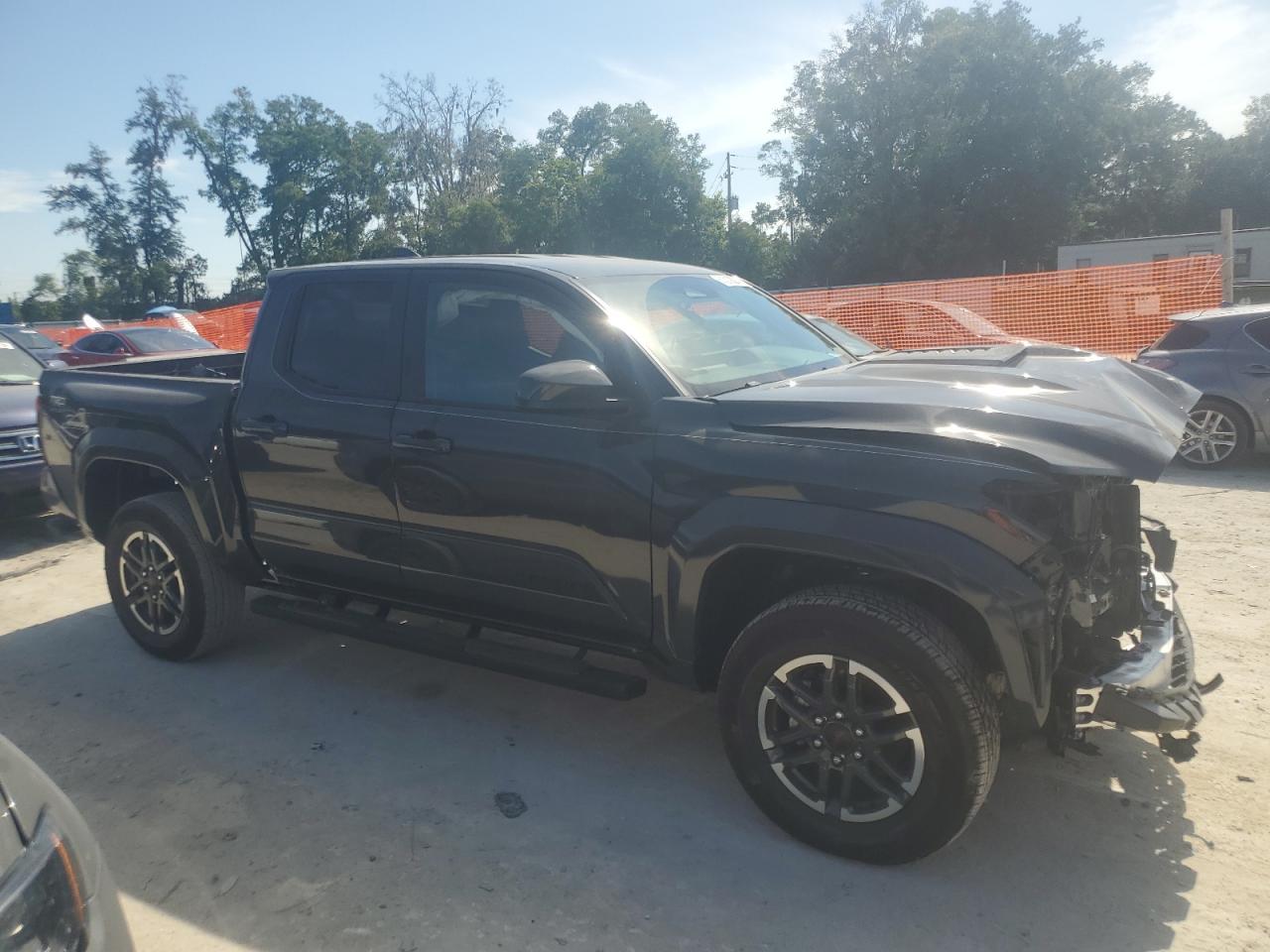 2024 Toyota Tacoma Double Cab - Image 4