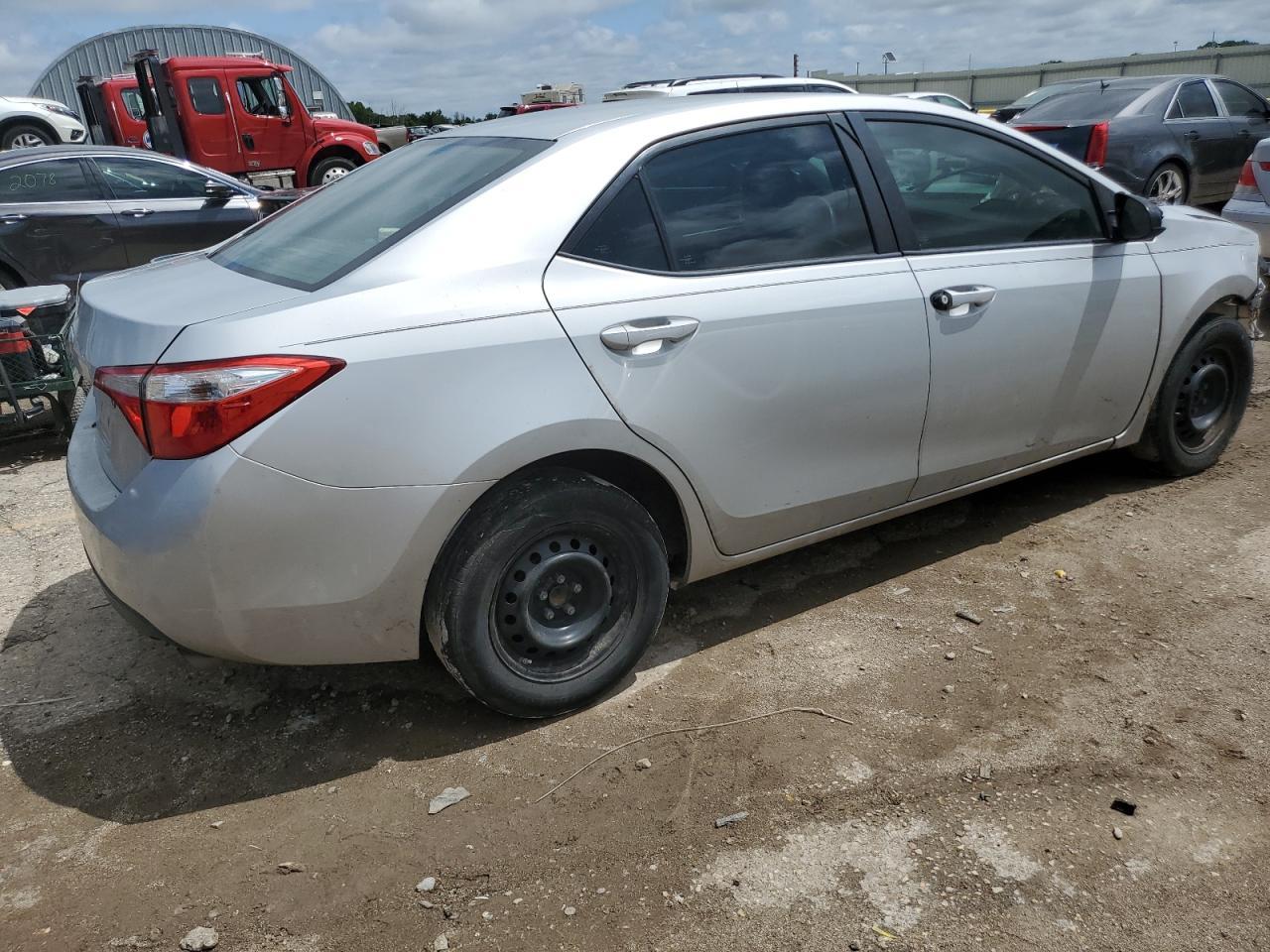 2016 Toyota Corolla L - Фото 3