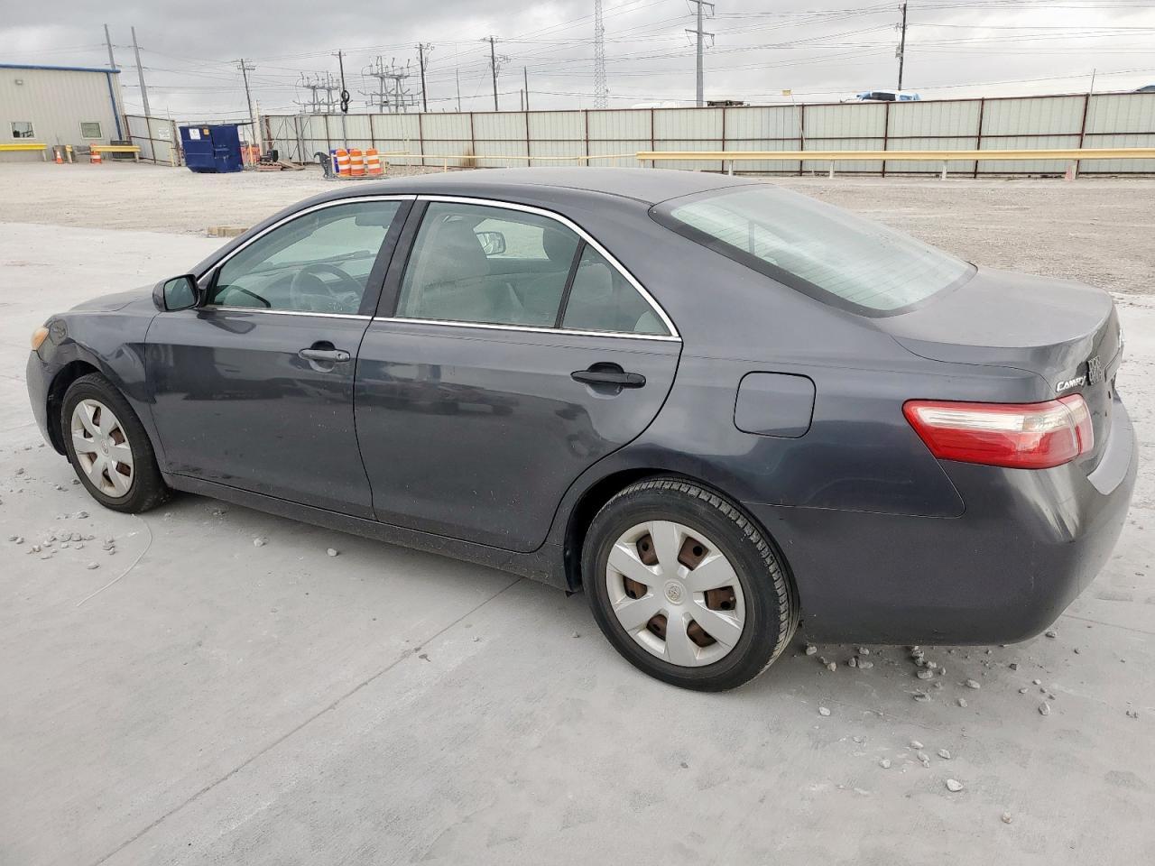 2007 Toyota Camry Ce - Image 2