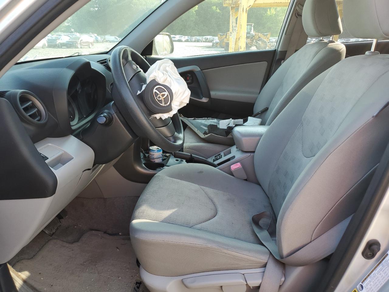 2010 Toyota Rav4 - Image 7