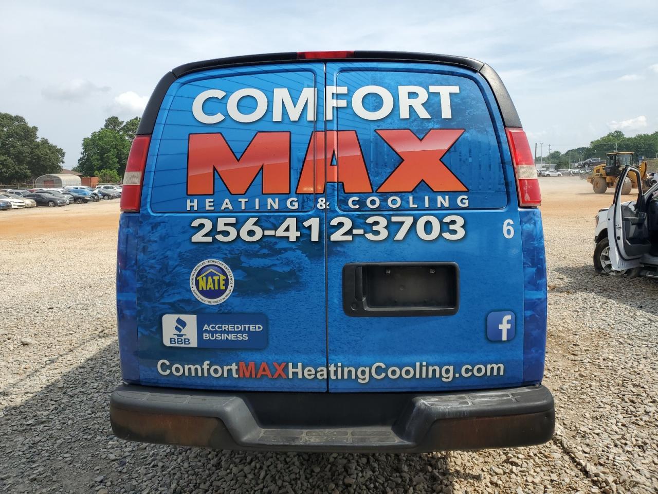 2015 Chevrolet Express G2500 - Фото 6