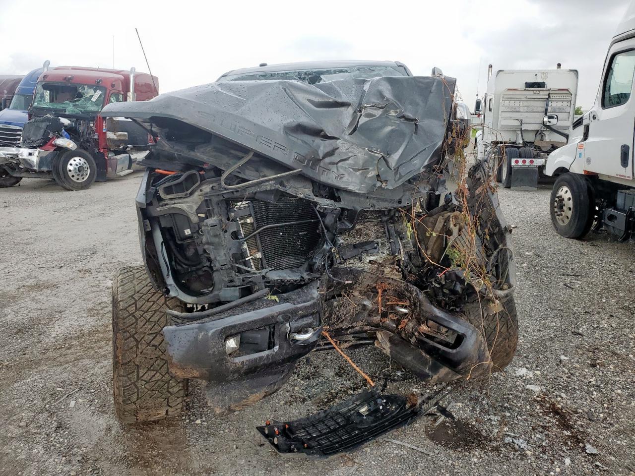 2017 Ford F250 Super Duty - Image 5