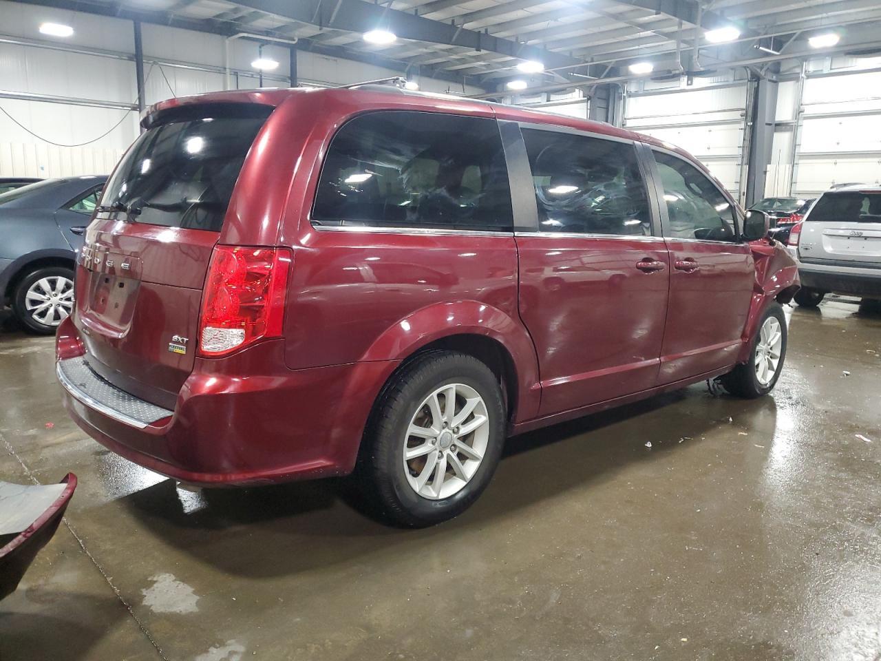 2019 Dodge Grand Caravan Sxt - Фото 3