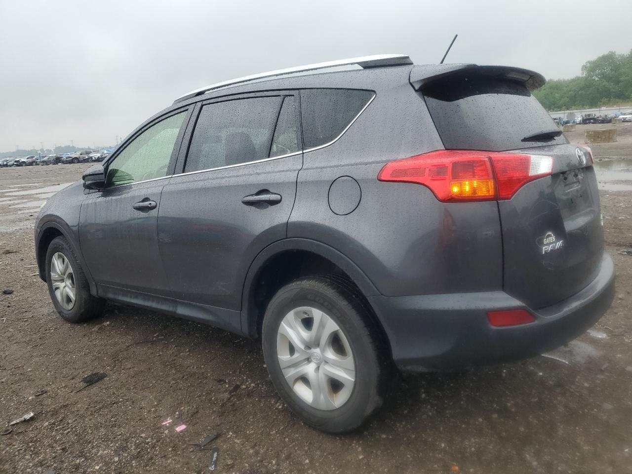 2015 Toyota Rav4 Le - Фото 2