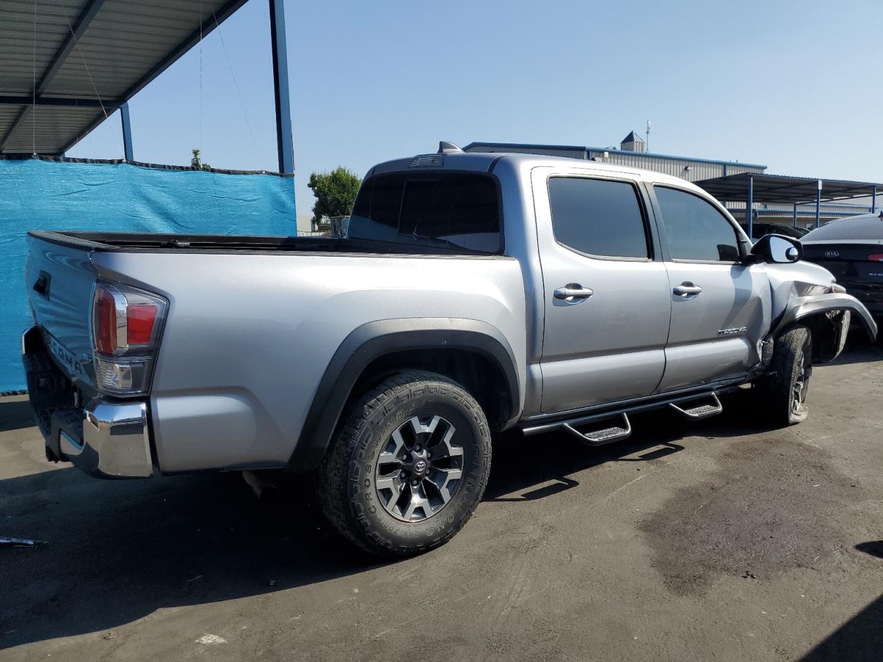 2020 Toyota Tacoma Double Cab - Фото 3