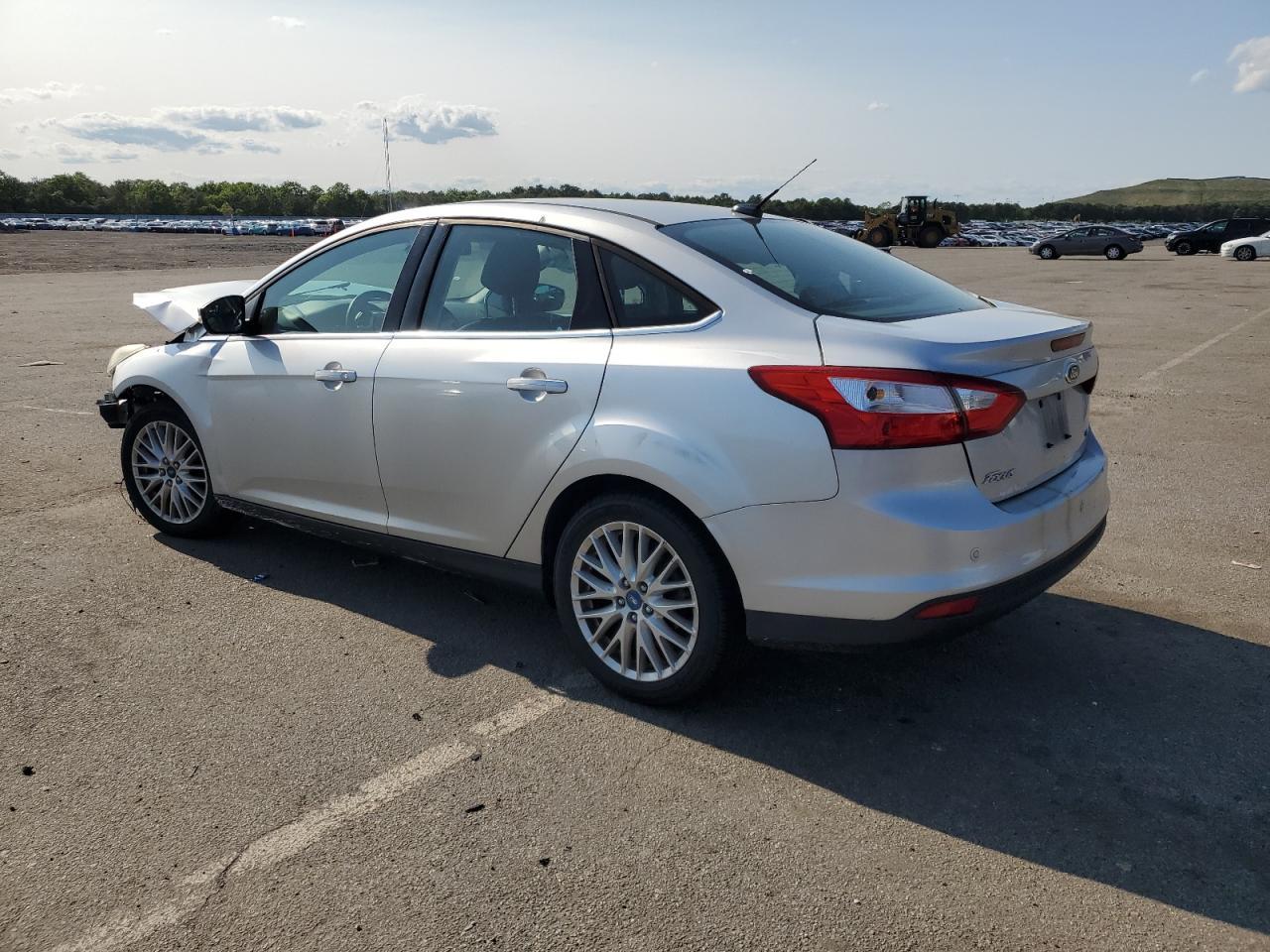 2012 Ford Focus Sel - Image 2