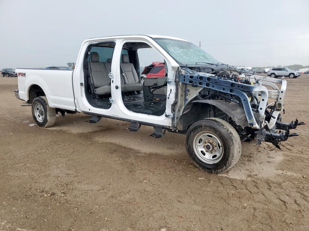 2020 Ford F250 Super Duty - Фото 4