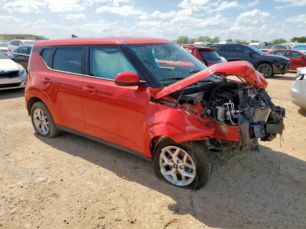 2023 Kia Soul Lx - Image 4