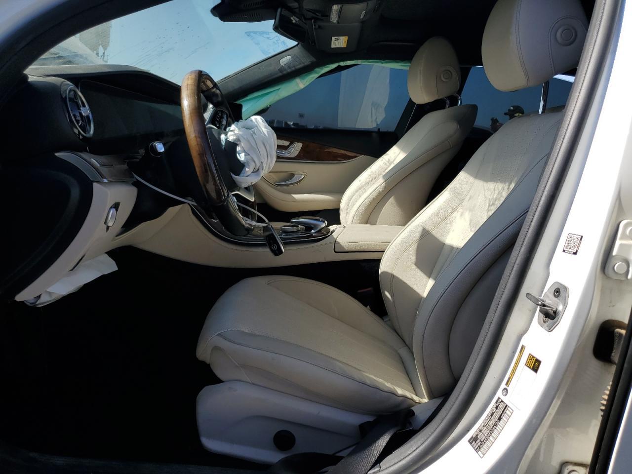 2019 Mercedes-Benz E 300 4Matic - Image 7