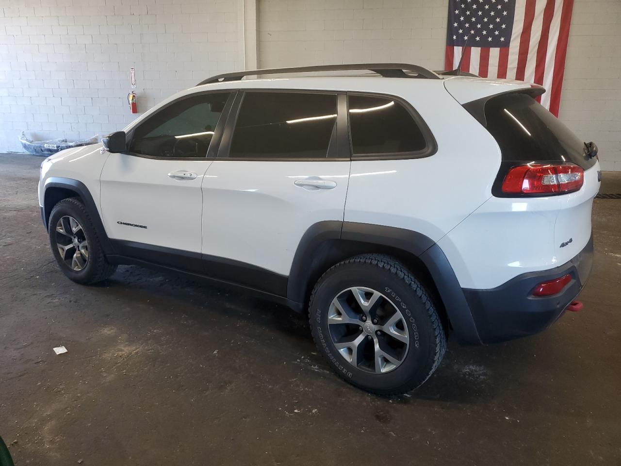 2018 Jeep Cherokee Trailhawk - Фото 2
