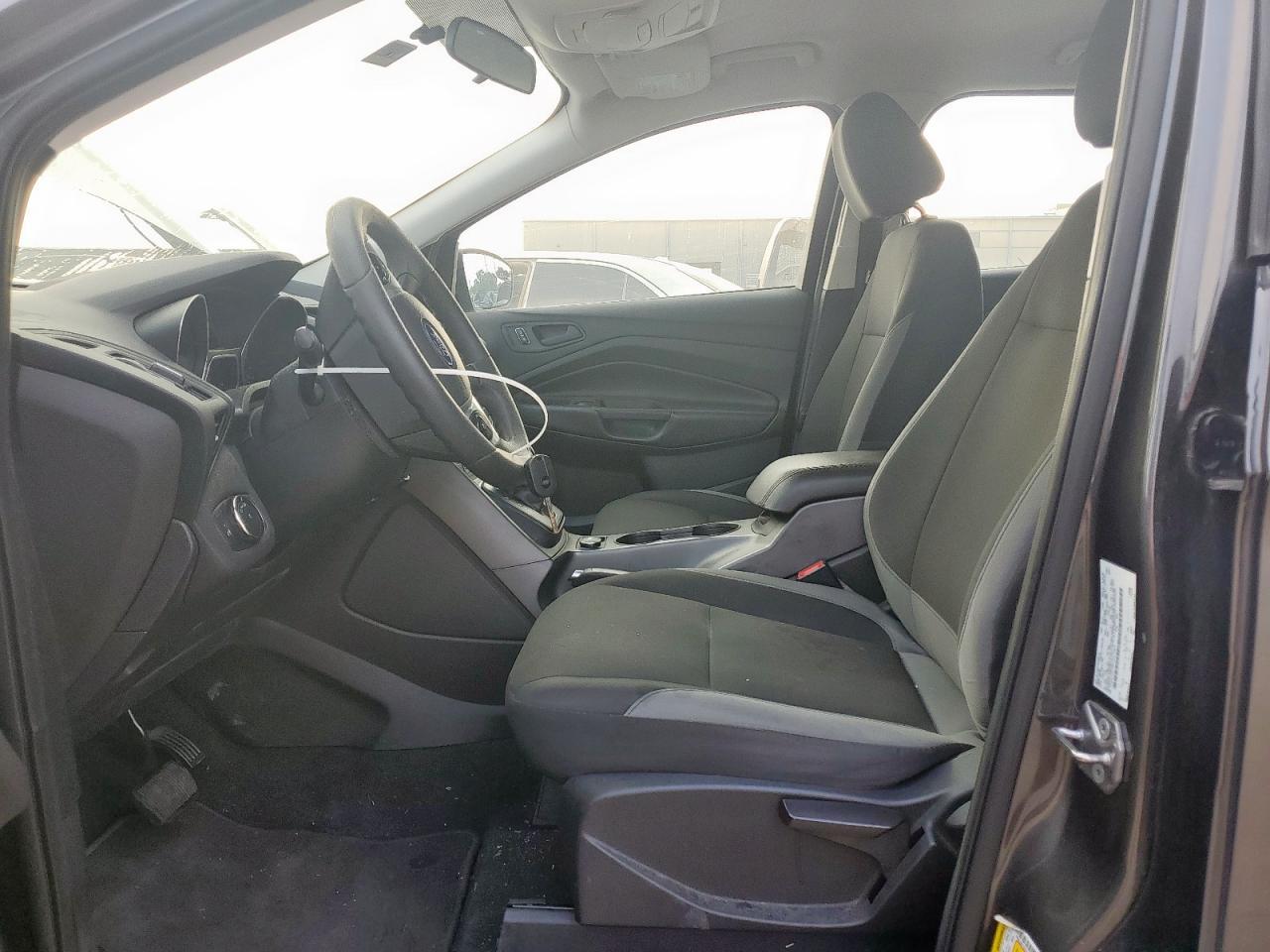 2015 Ford Escape S - Фото 7