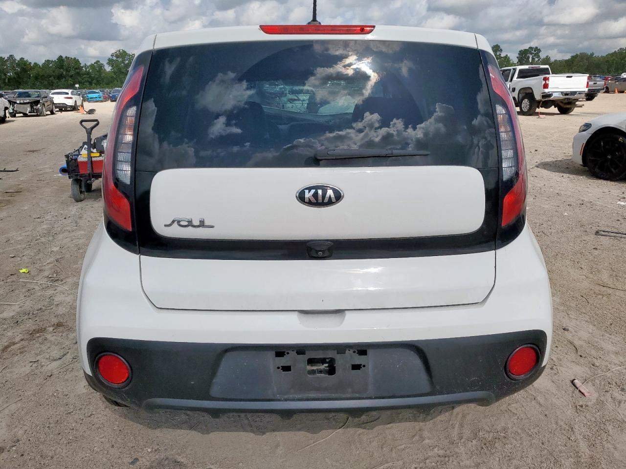 2017 Kia Soul - Фото 6