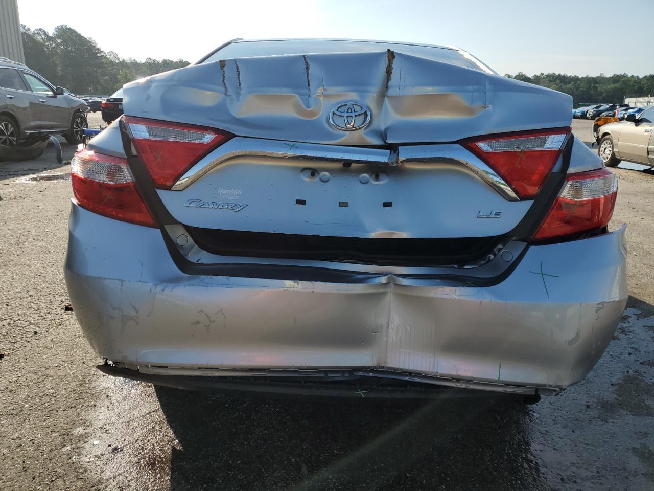 2015 Toyota Camry Le - Фото 6