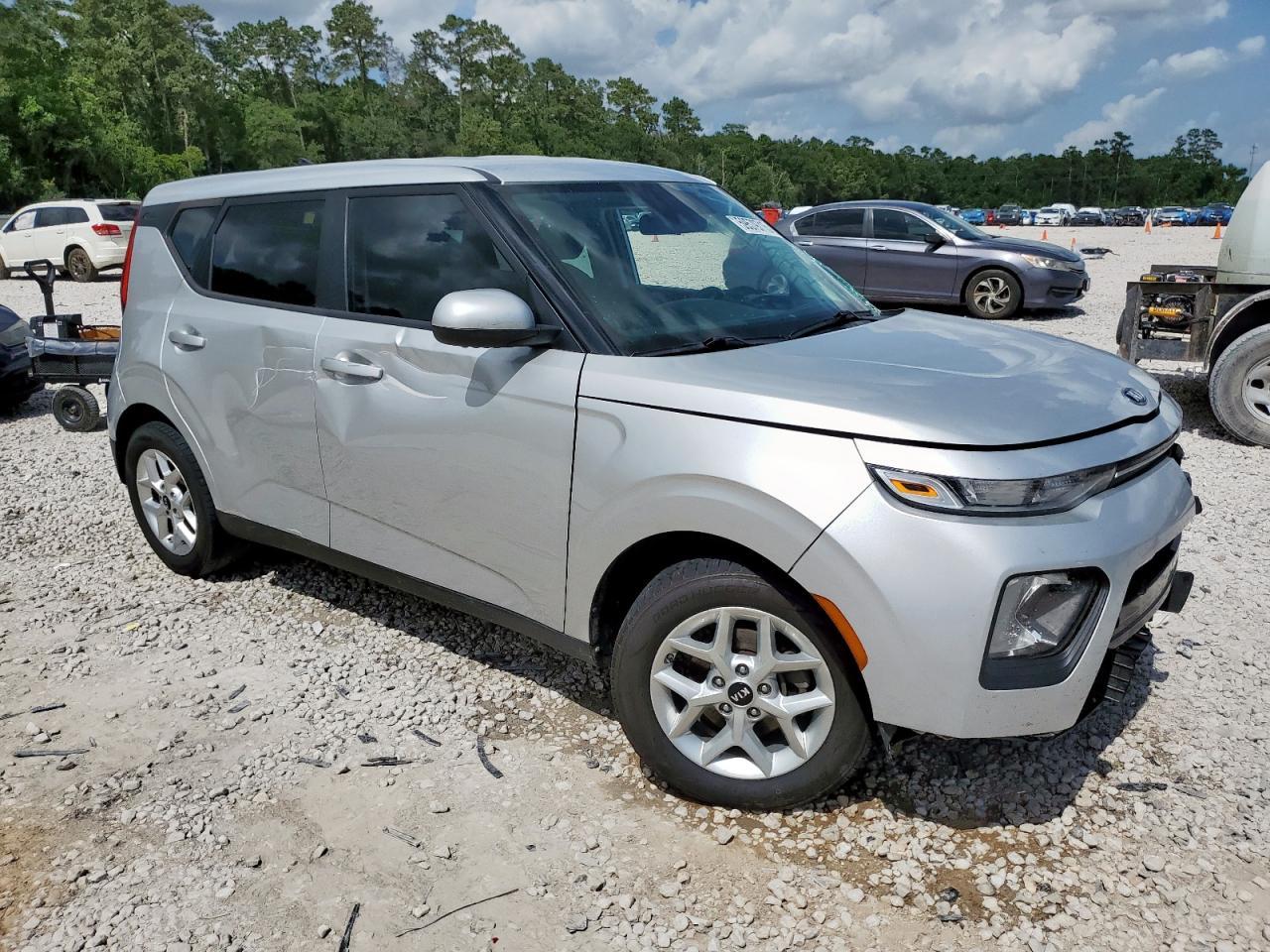 2020 Kia Soul Lx - Image 4