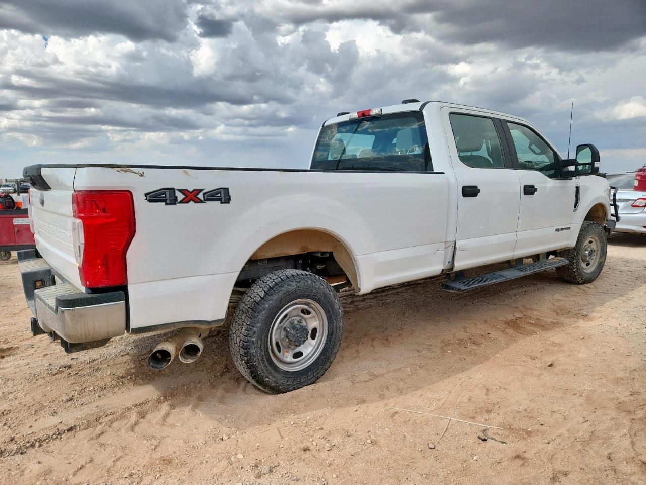 2022 Ford F250 Super Duty - Image 3