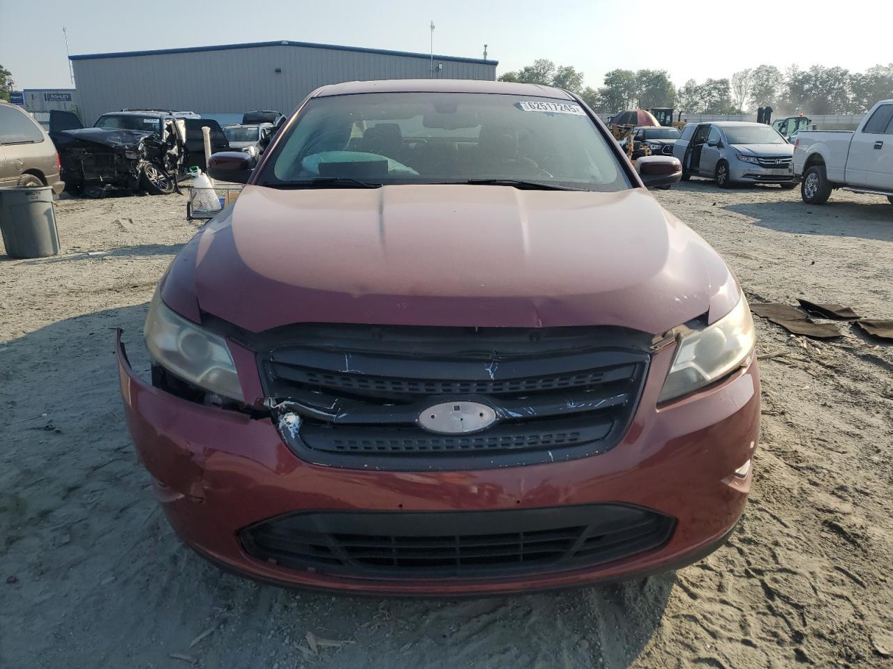 2010 Ford Taurus Sel - Image 5