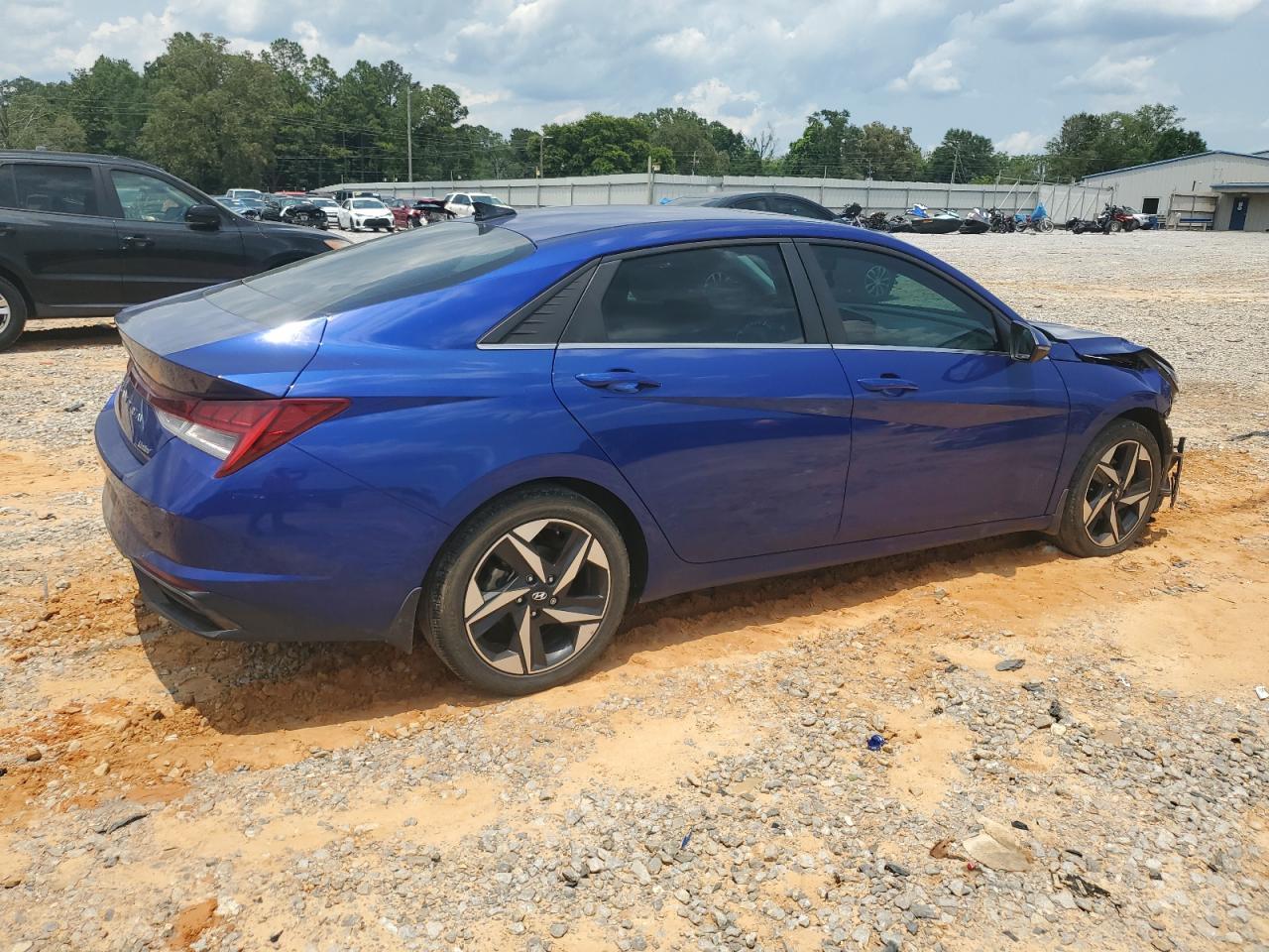2023 Hyundai Elantra Limited - Фото 3