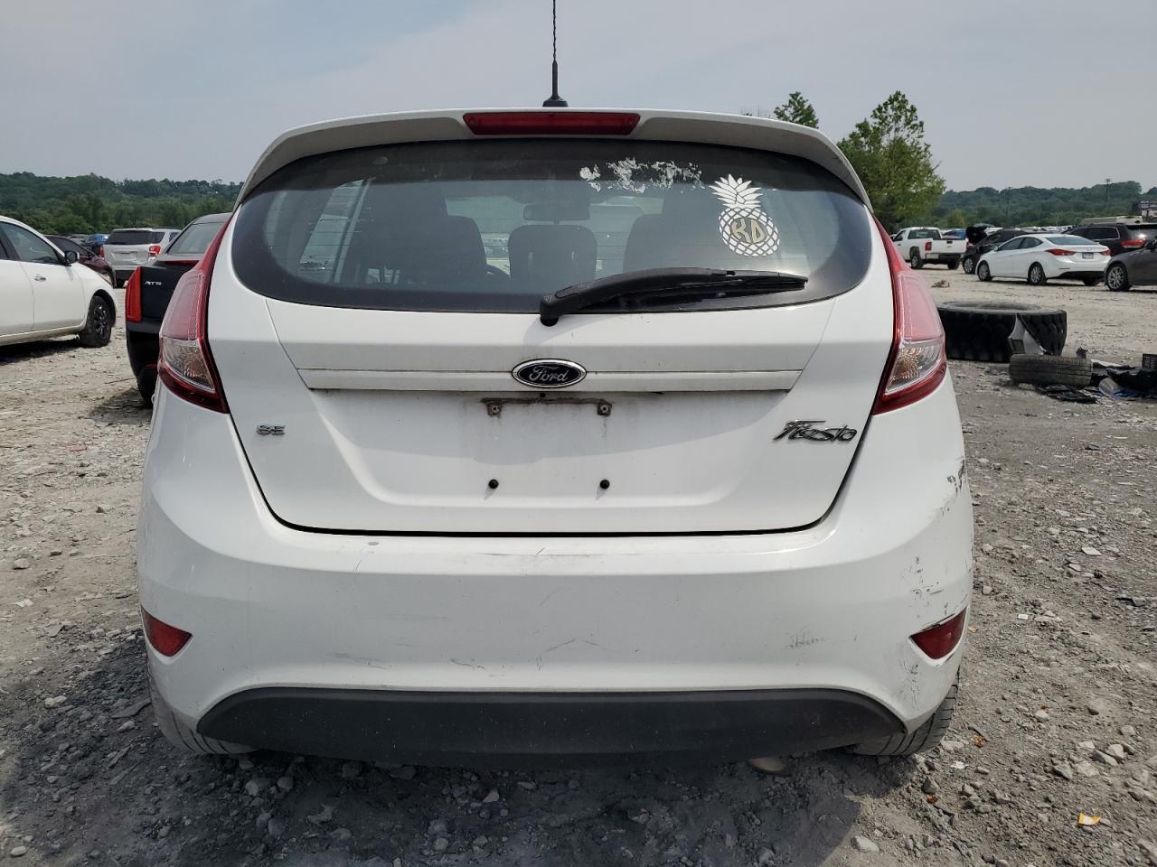 2014 Ford Fiesta Se - Фото 6
