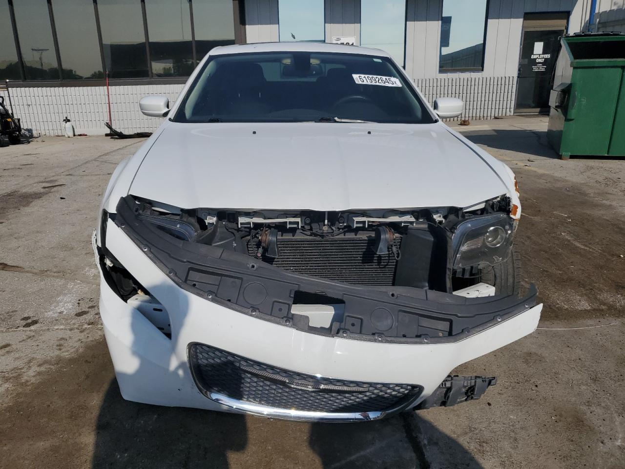 2016 Chrysler 300 Limited - Фото 5