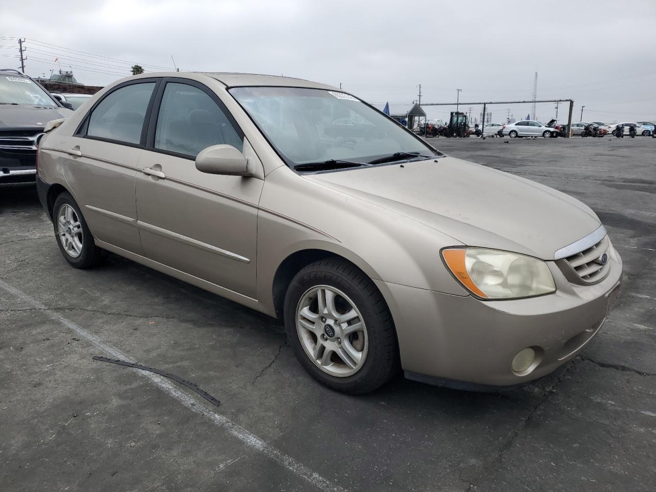 2004 Kia Spectra Lx - Фото 4