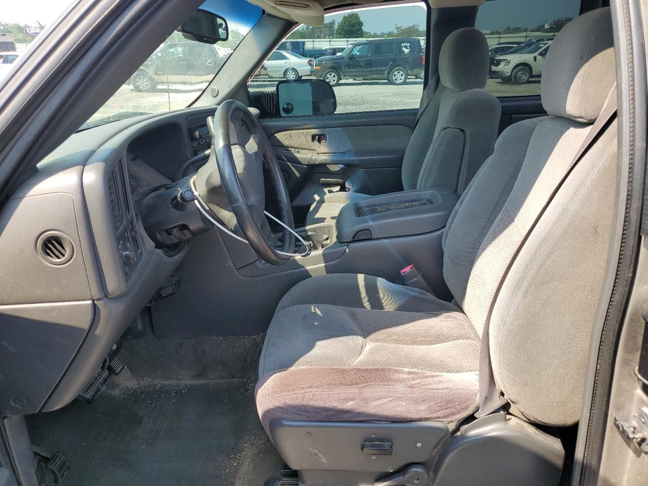 2003 Chevrolet Silverado C2500 Heavy Duty - Фото 7