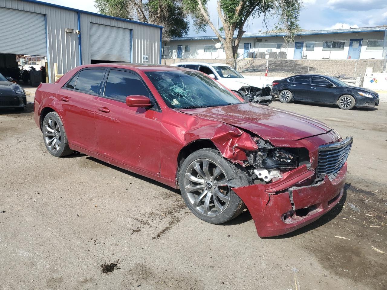 2014 Chrysler 300 S - Image 4