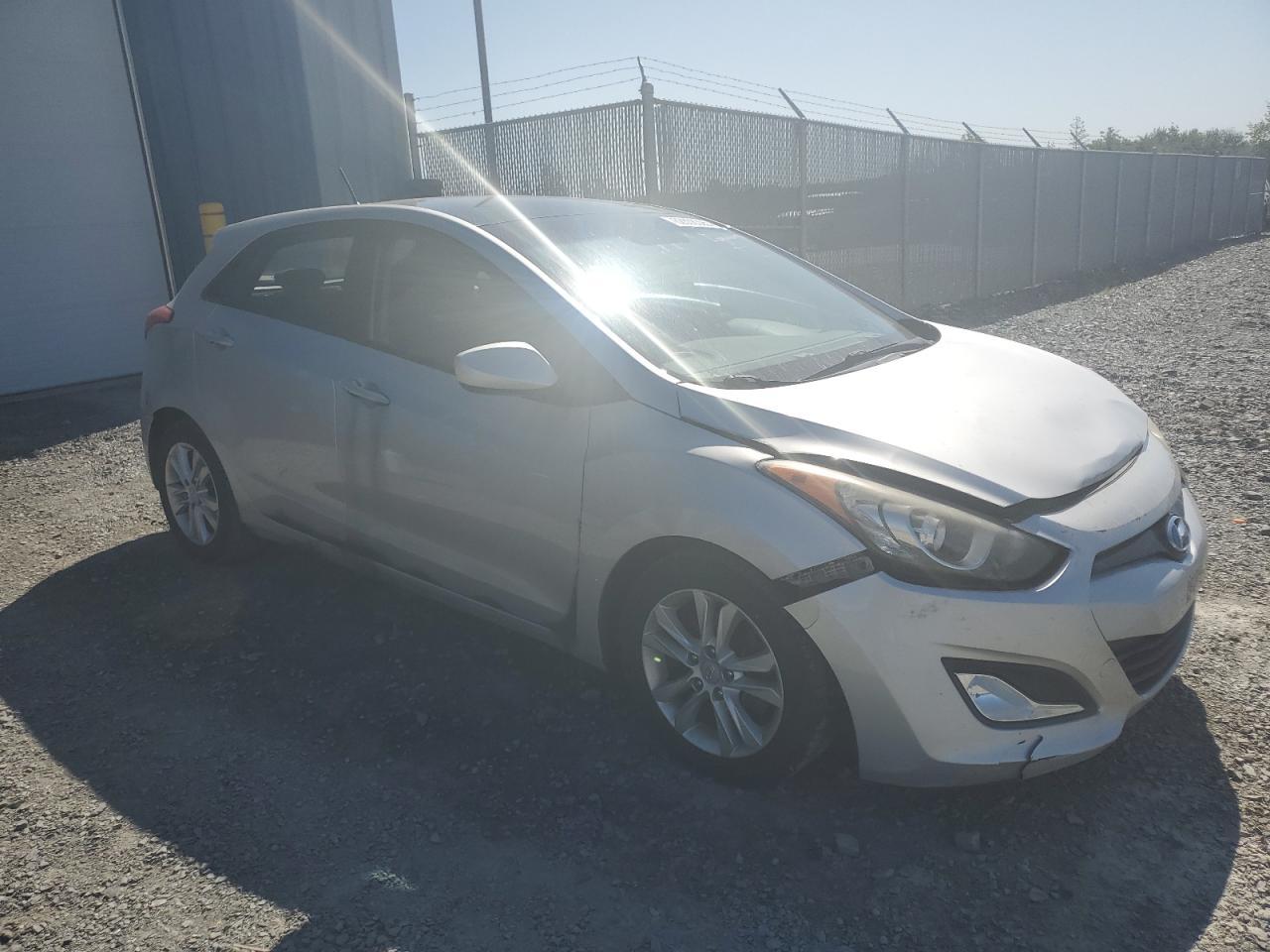 2014 Hyundai Elantra Gt - Image 4