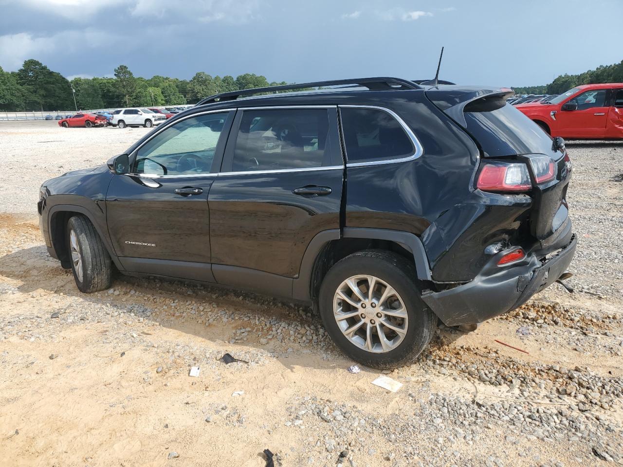 2022 Jeep Cherokee Latitude Lux - Фото 2