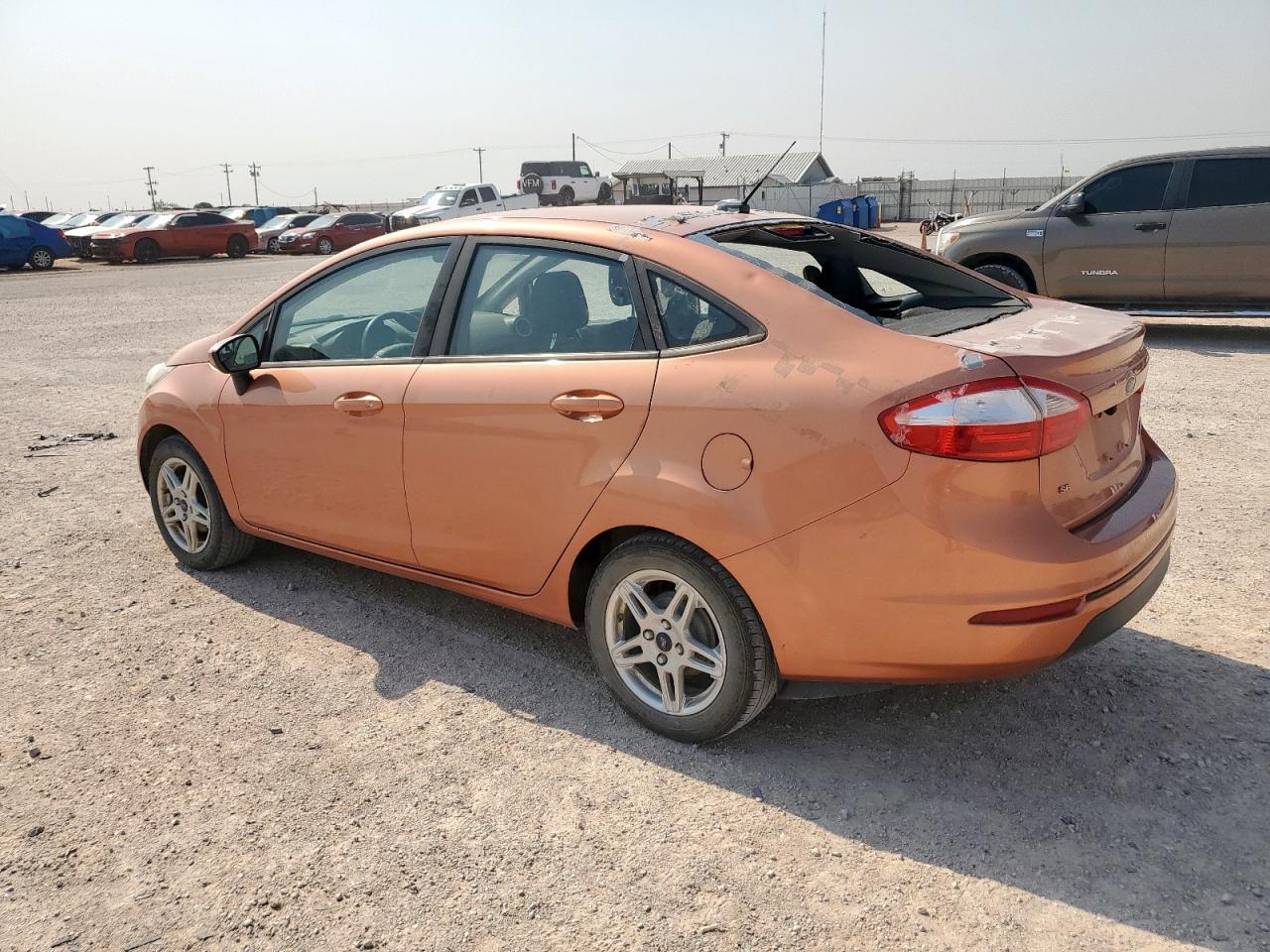 2017 Ford Fiesta Se - Image 2