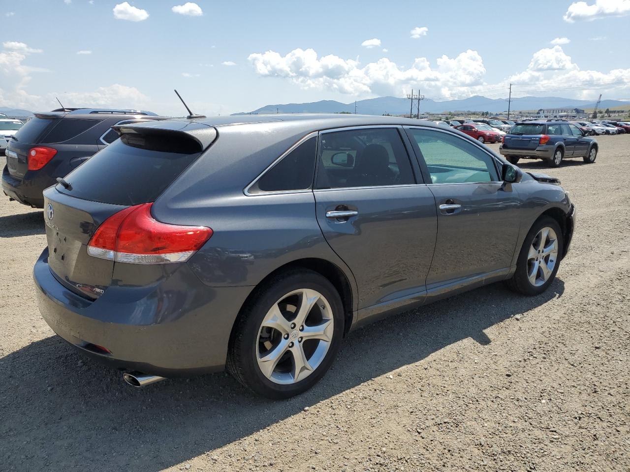2011 Toyota Venza - Фото 3