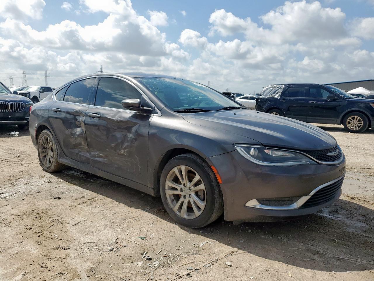 2015 Chrysler 200 Limited - Фото 4
