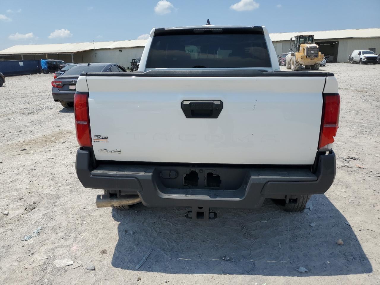 2025 Toyota Tacoma Double Cab - Image 6