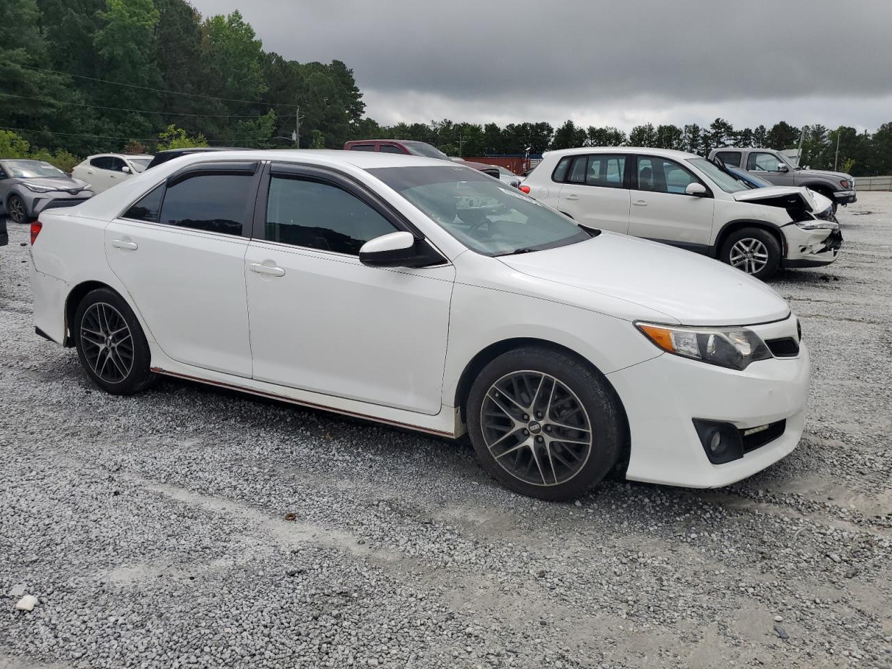 2014 Toyota Camry L - Фото 4