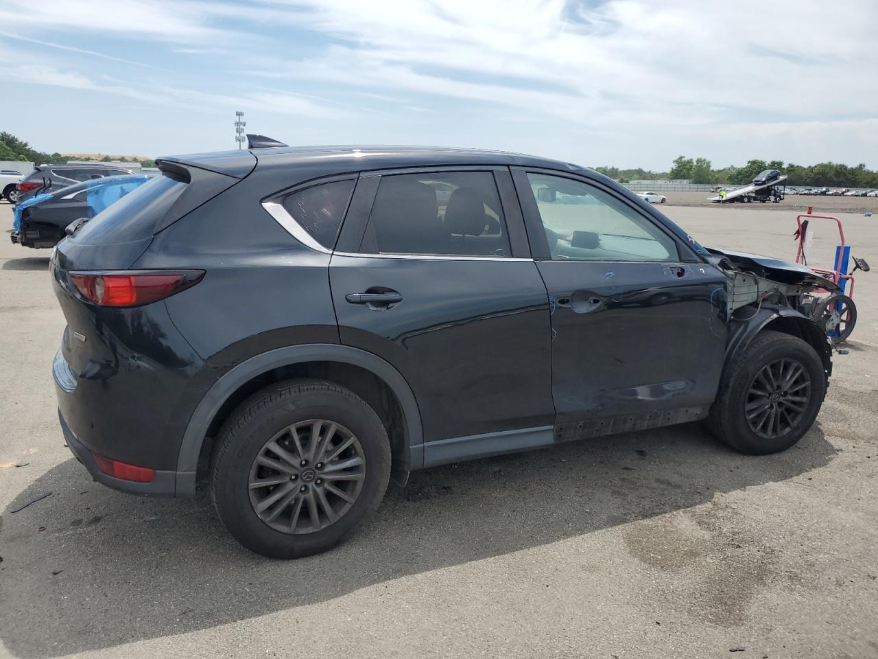 2019 Mazda Cx-5 Touring - Image 3
