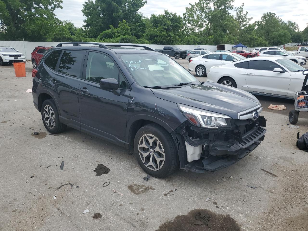 2019 Subaru Forester Premium - Фото 4